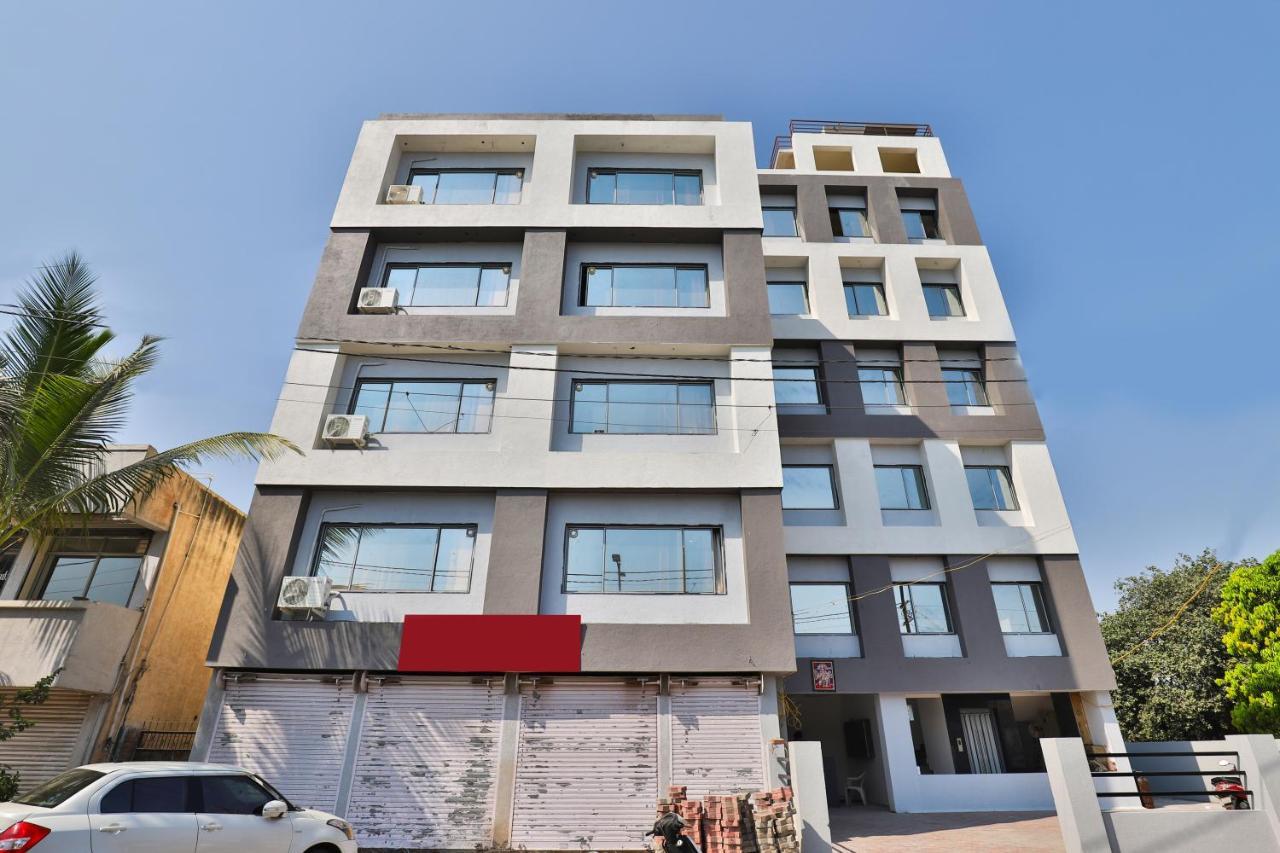 Nova Hotel New Crossroad Rajkot Εξωτερικό φωτογραφία